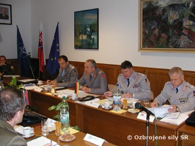  tábne rozhovory