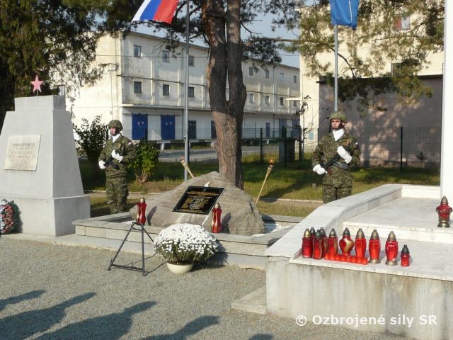Veliteľ pozemných síl navštívili posádky na východe Slovenska 