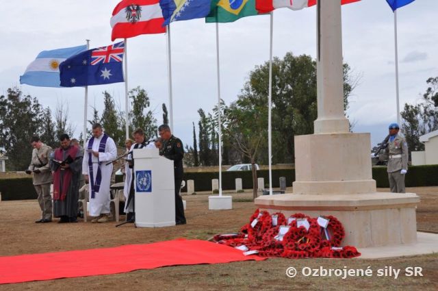 Pietna spomienka červených makov v rámci misie UNFICYP
