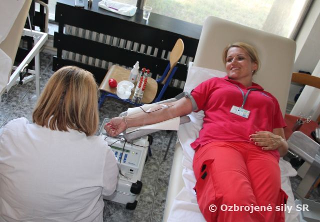 Dobrovoľné darovanie krvi na Leteckej základni Sliač