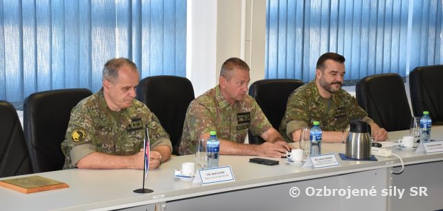 Návšteva leteckých pridelencov