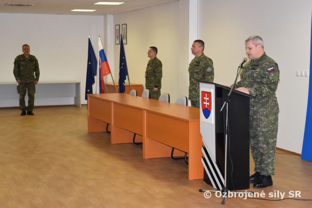 Vzdušné sily si pripomenuli 17. november 1989