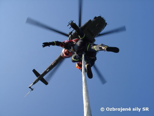 Ostrý vzlet leteckej pátracej a záchrannej služby