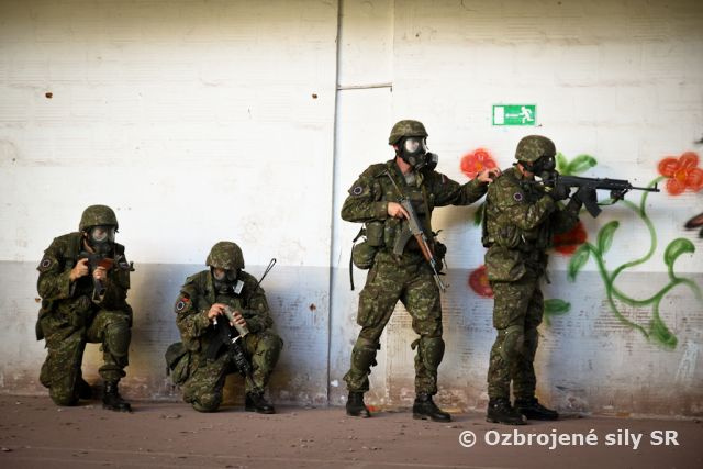 Záložná jednotka operácie EUFOR sa vrátila z Bosny a Hercegoviny