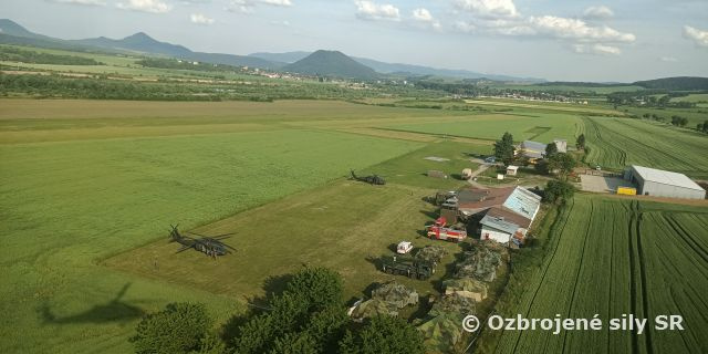 Redislokácia roja vrtuľníkov prešovského letiska