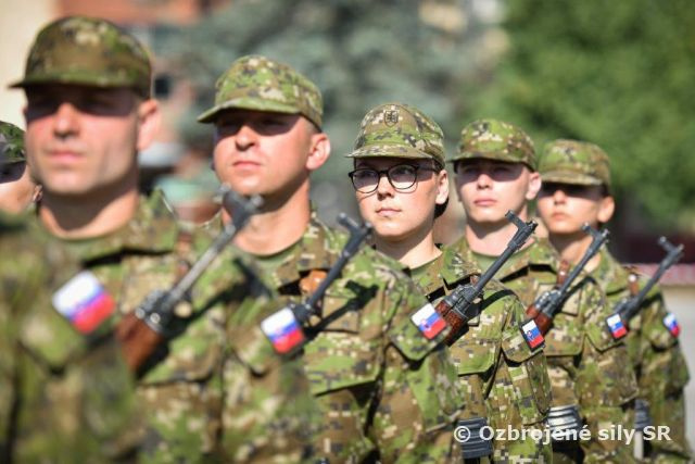 Vojenská prísaha v Základni výcviku a mobilizačného doplňovania Martin