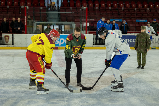 Ozbrojené sily SR a Polícia SR v priateľskom hokejovom zápase