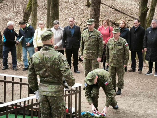51. krídlo Prešov si uctilo obete leteckej tragédie v Brežanoch