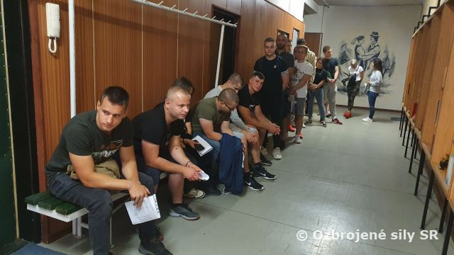 Príjem občanov SR do dobrovoľnej vojenskej prípravy