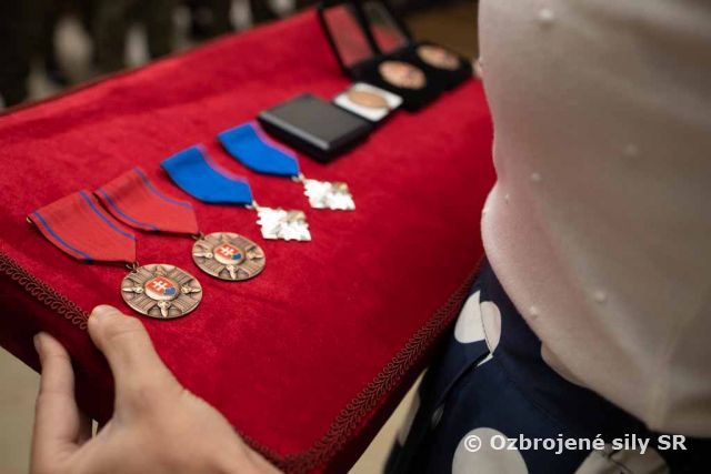 Spoločný nástup veliteľstva k výročiu Slovenského národného povstania a k výročiu prijatia Ústavy Slovenskej republiky